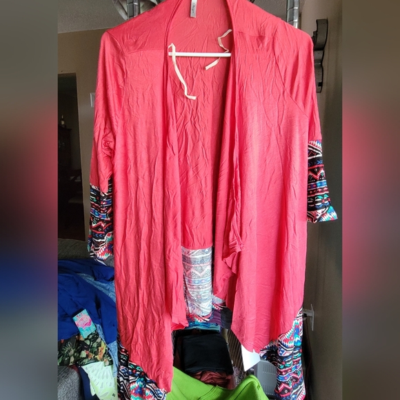 Cardign - Picture 1 of 1